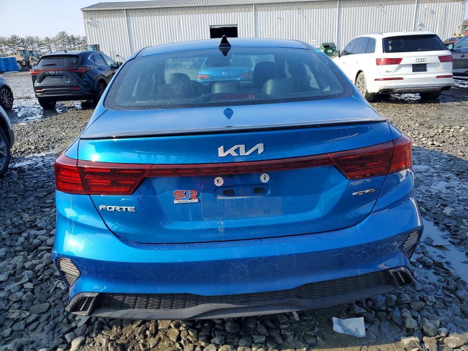 2022 KIA Forte gt Line