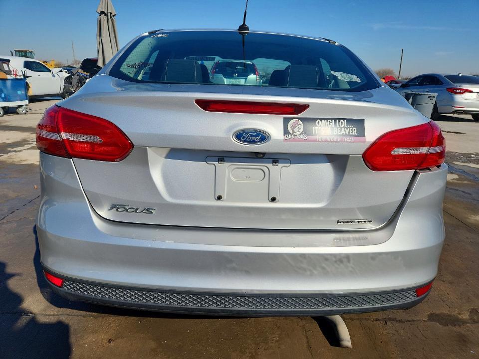 2015 Ford Focus s