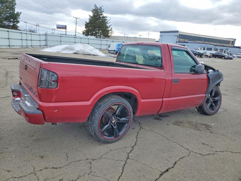 2000 Chevrolet S Truck S10