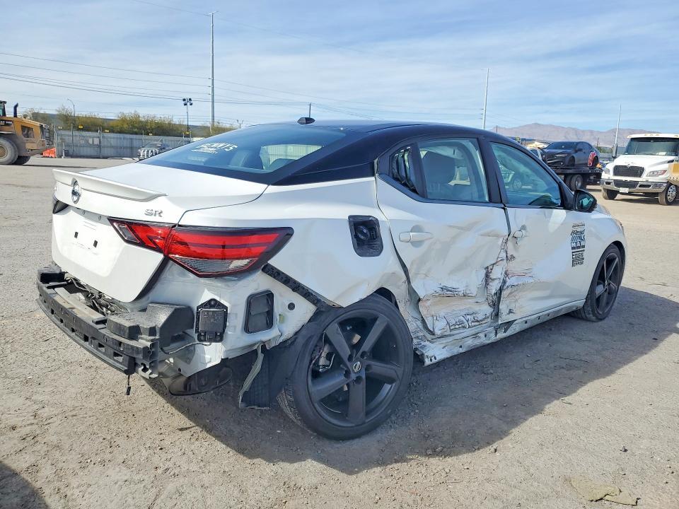 2022 Nissan Sentra sr