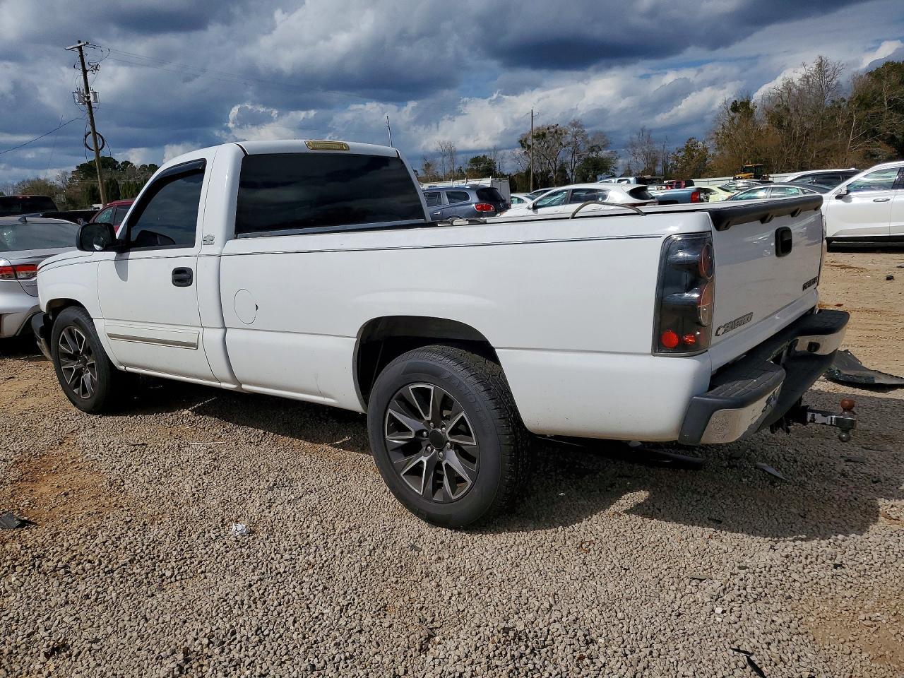2004 Chevrolet Silverado C1500