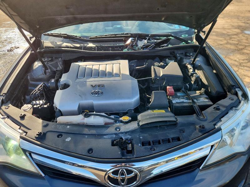 2012 Toyota Camry xle V6