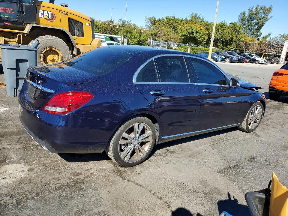 2015 Mercedes-Benz C300
