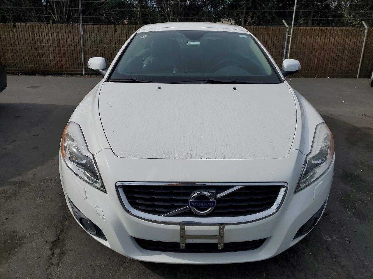 2011 Volvo C70 T5