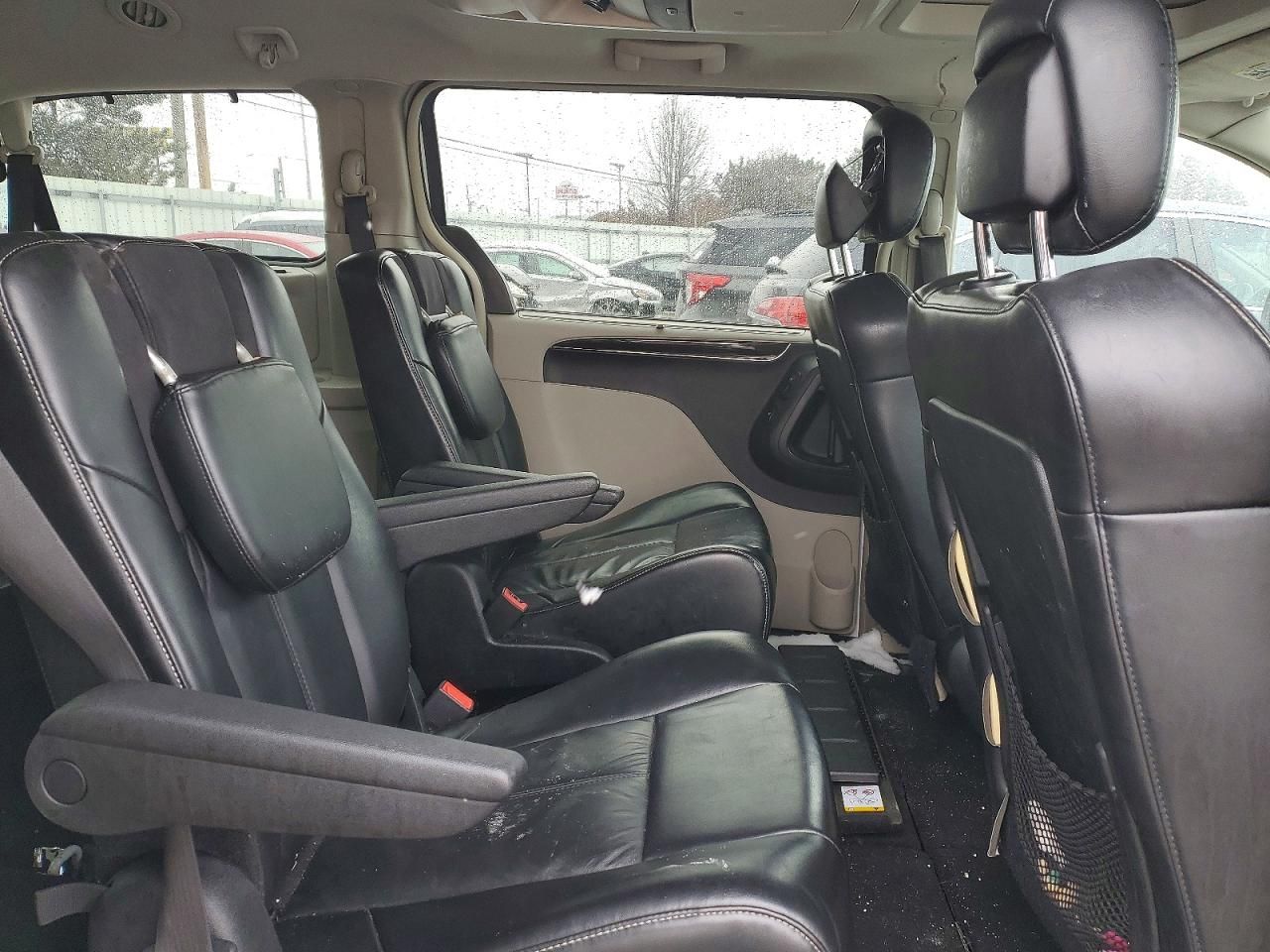 2014 Chrysler Town & Country Limited