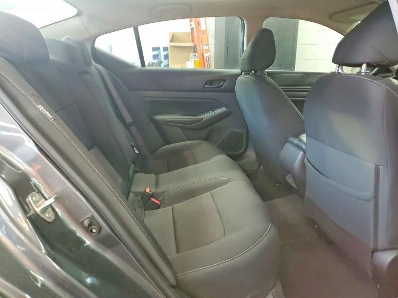 2024 Nissan Altima sv