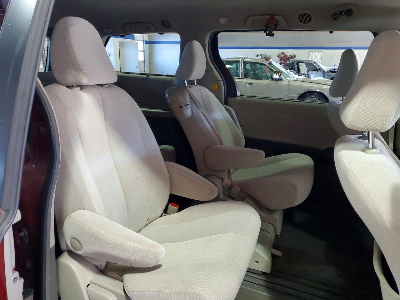 2011 Toyota Sienna