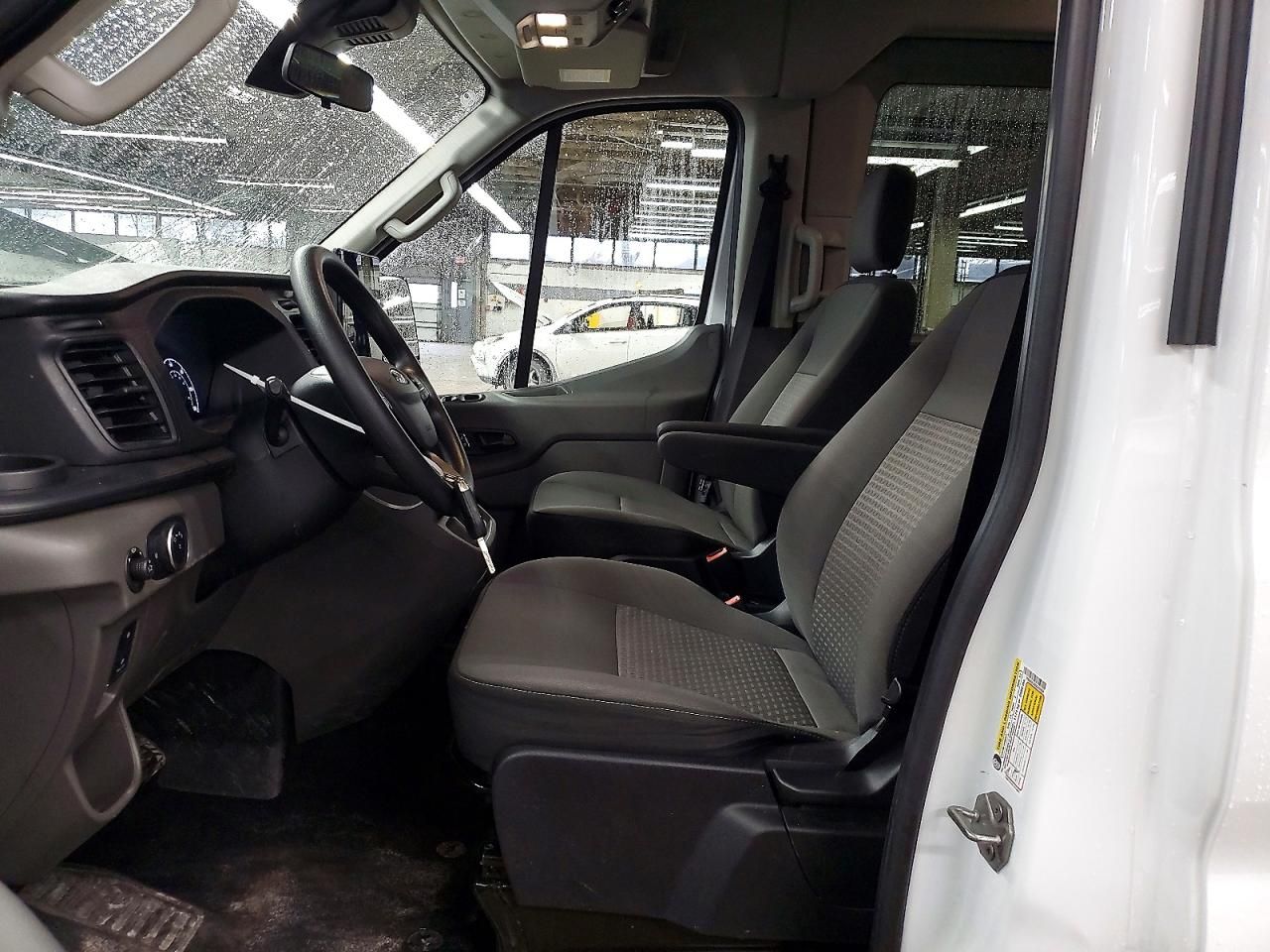 2025 Ford Transit T-350