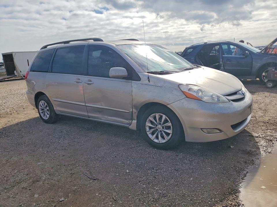 2008 Toyota Sienna xle