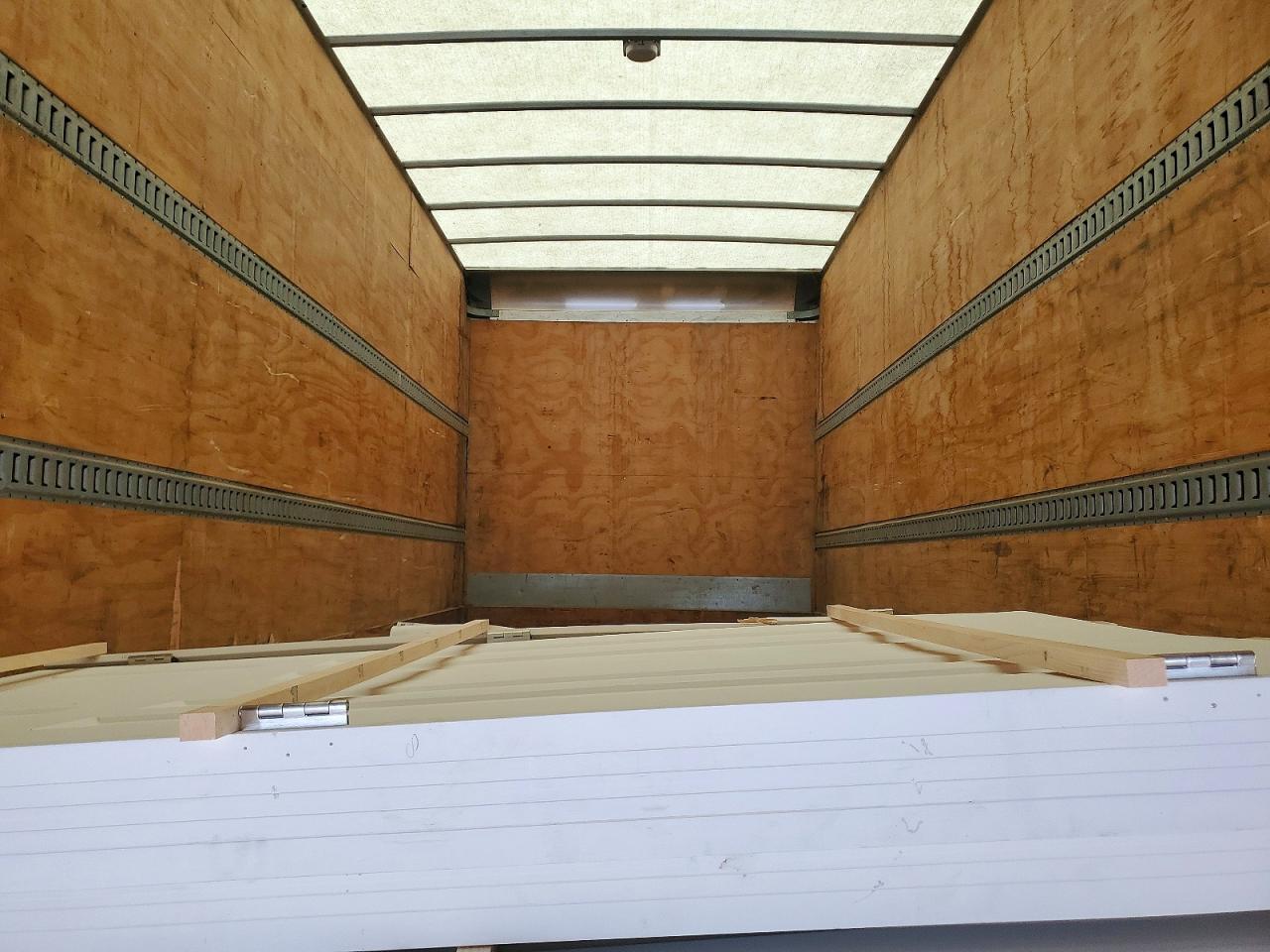 2016 International MA025 BOX Truck