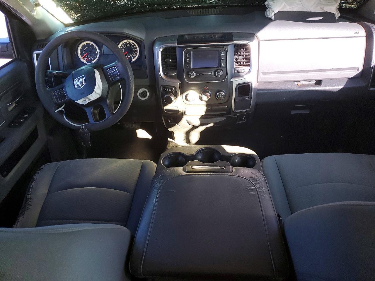 2016 Dodge RAM 1500 SLT