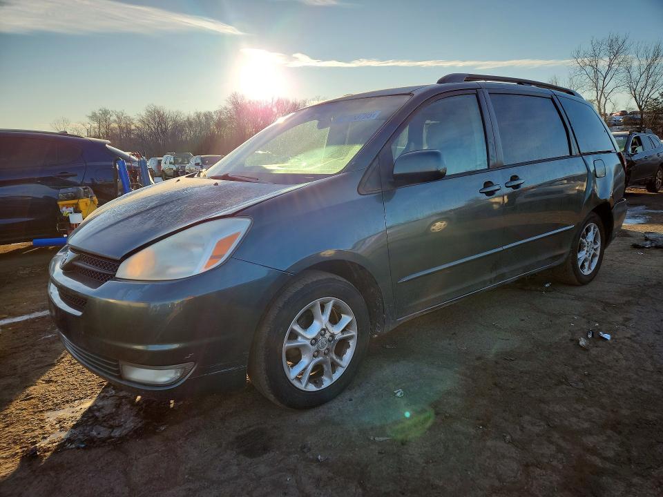 2005 Toyota Sienna