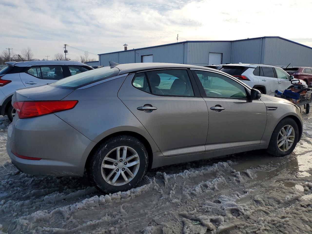 2013 KIA Optima lx