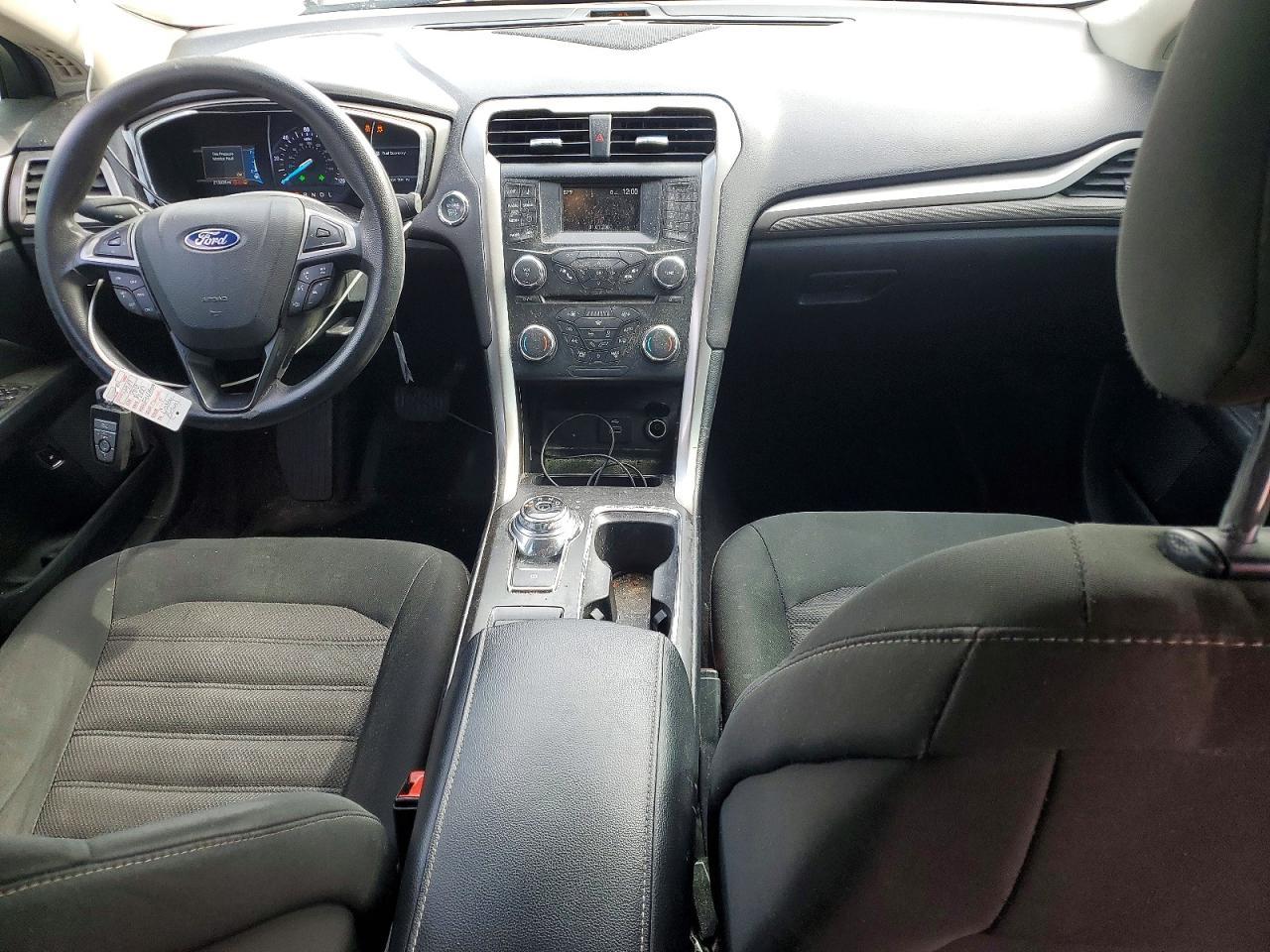 2018 Ford Fusion se Hybrid