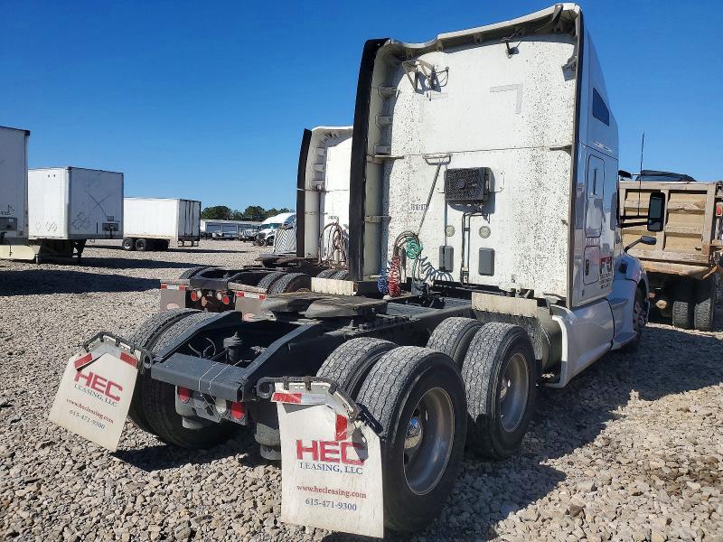 2018 Kenworth T680 Semi Truck