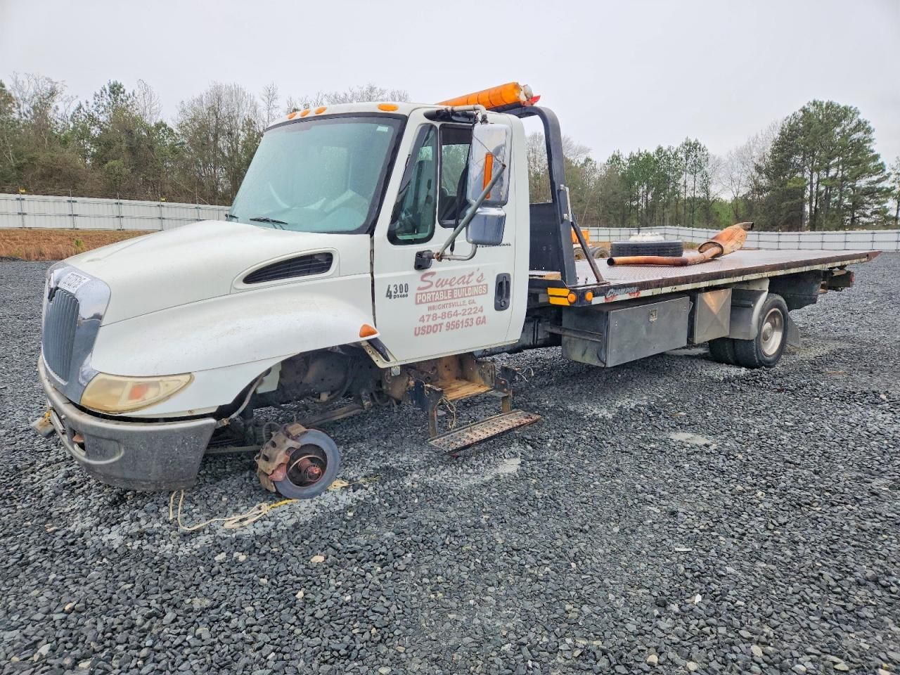 2002 International 4300 Rollback TOW Truck
