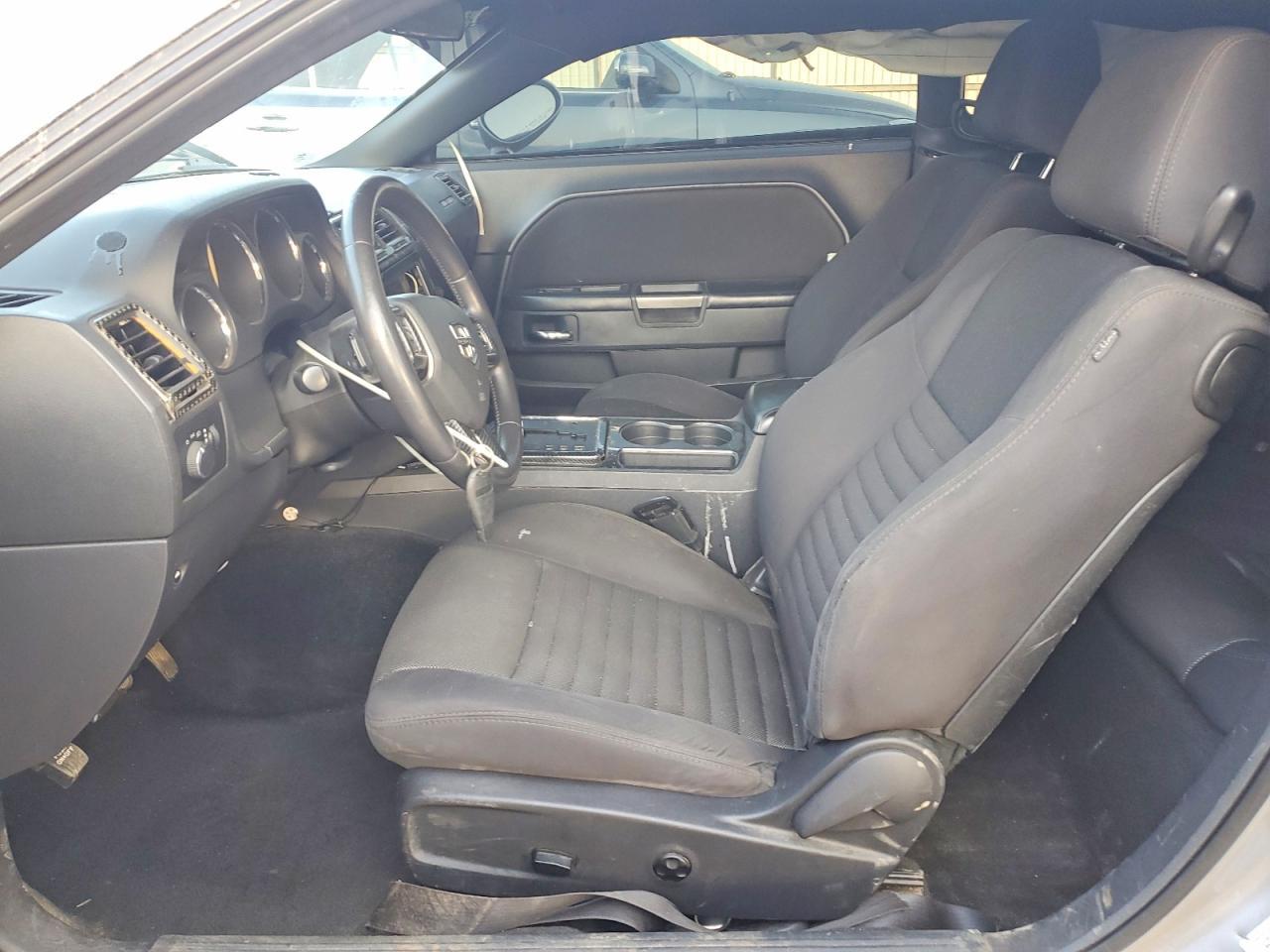 2014 Dodge Challenger sxt