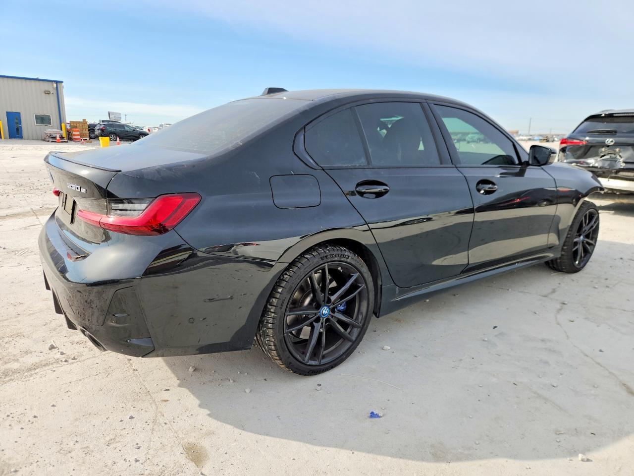2024 BMW 330e