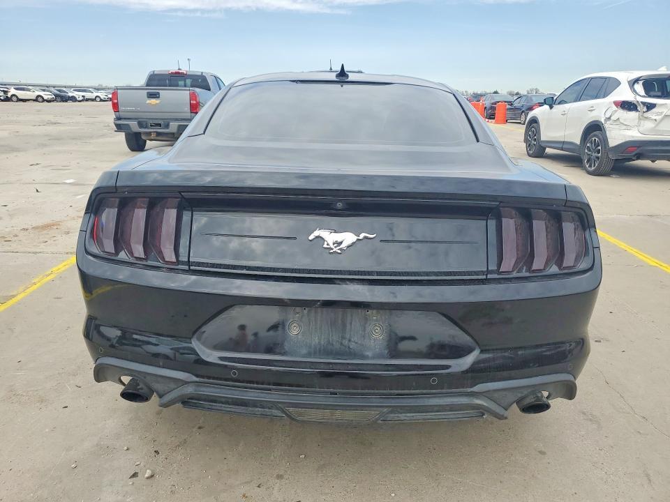 2022 Ford Mustang