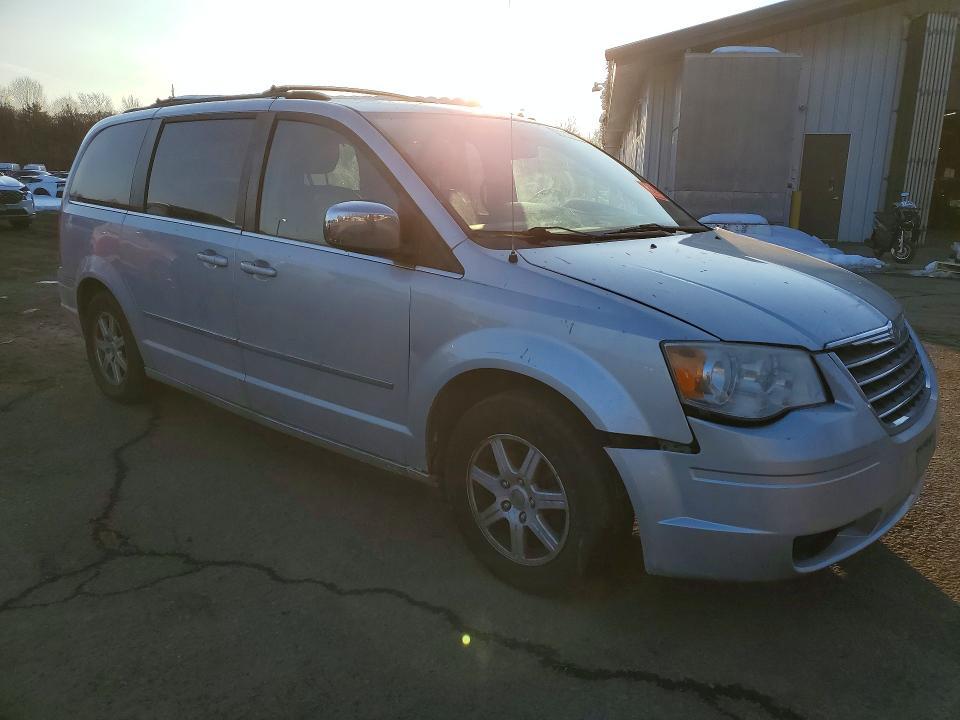2010 Chrysler Town & Country Touring
