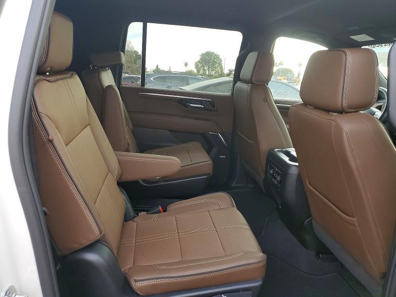 2025 Chevrolet Suburban C1500 High Country