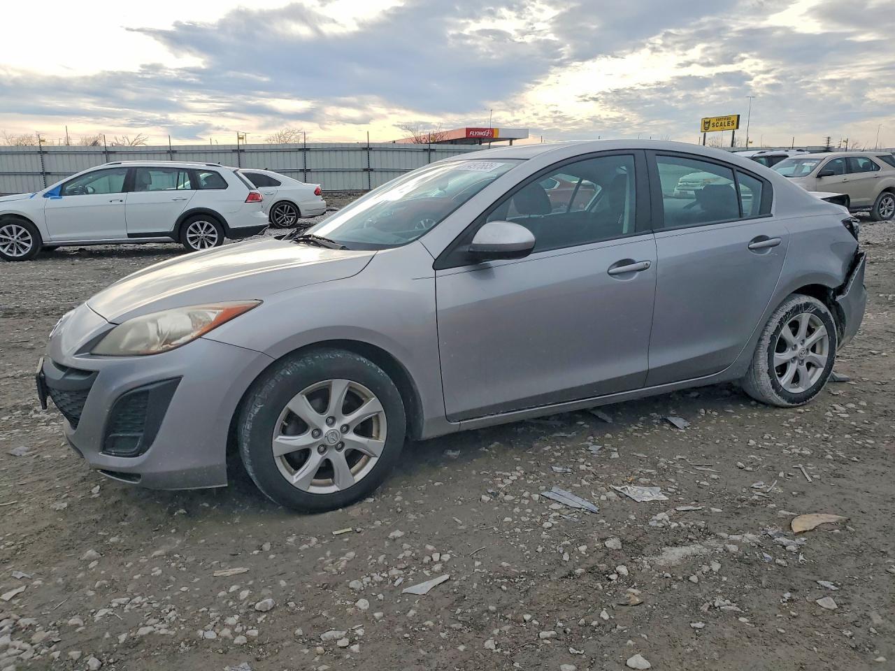 2011 Mazda 3 I