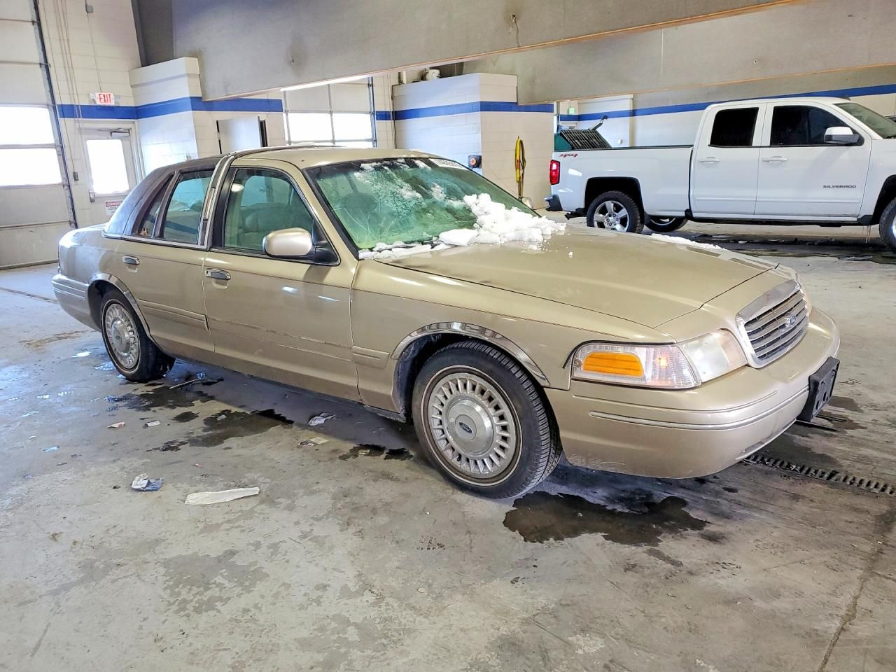 1999 Ford Crown Victoria
