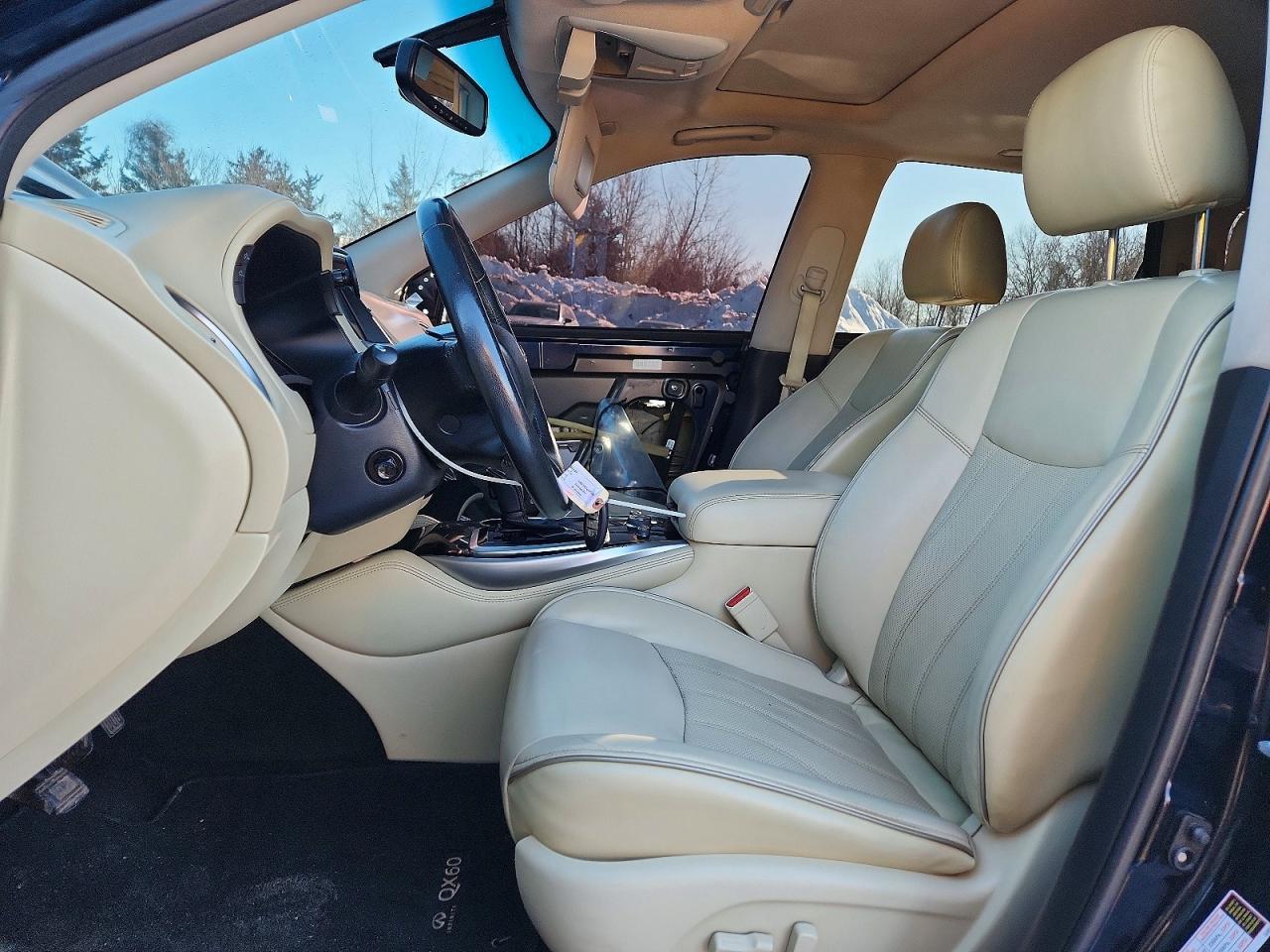 2017 Infinity Qx60 Base