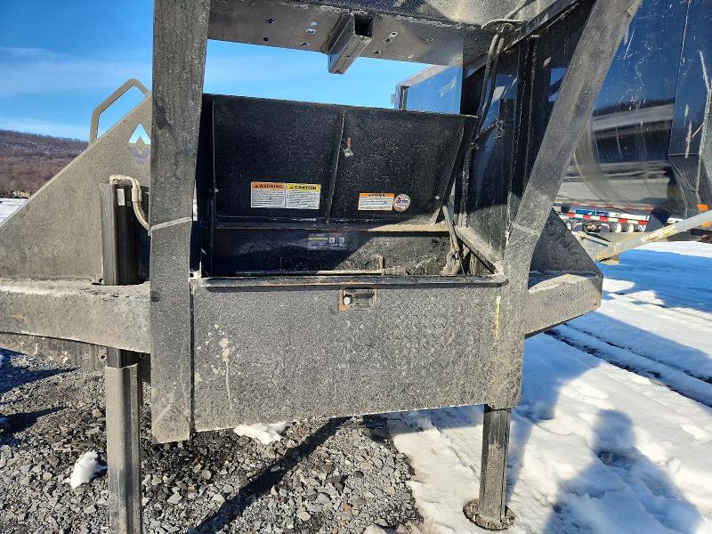 2024 Diamond C Gooseneck Trailer