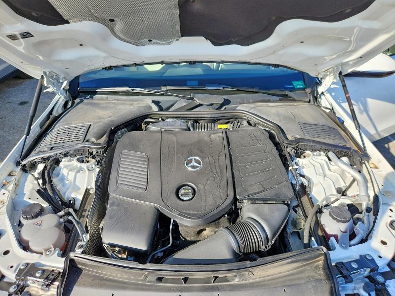 2022 Mercedes-Benz C300