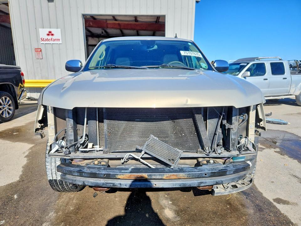 2011 Chevrolet Tahoe C1500 ls