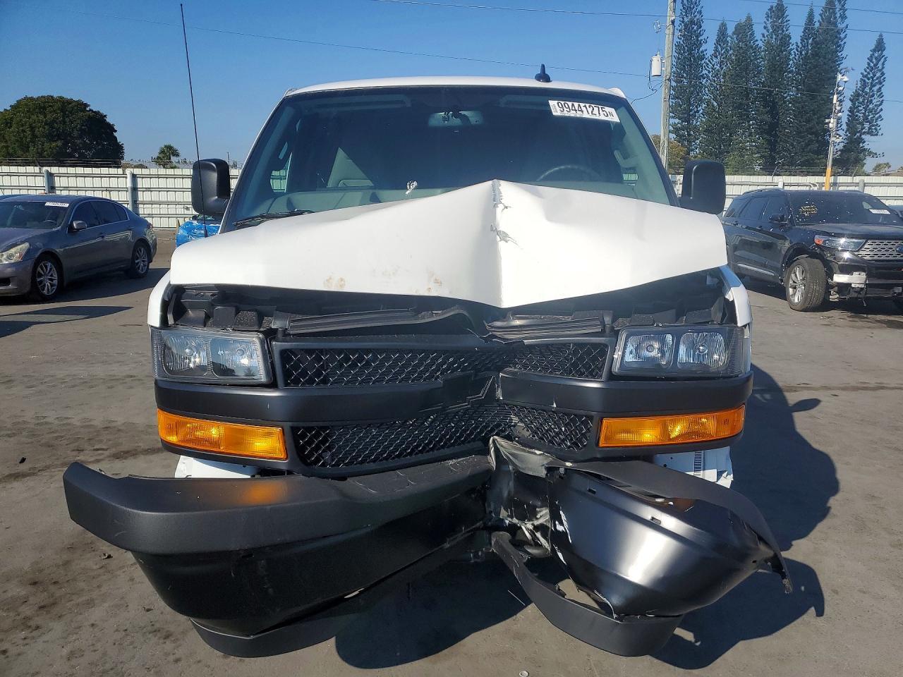 2025 Chevrolet Express G2500