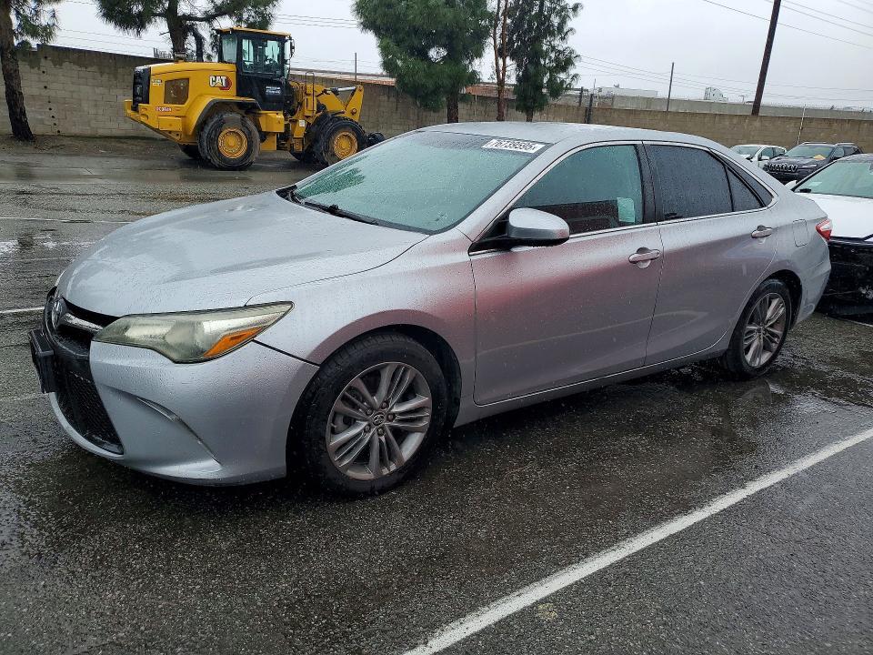 2015 Toyota Camry le