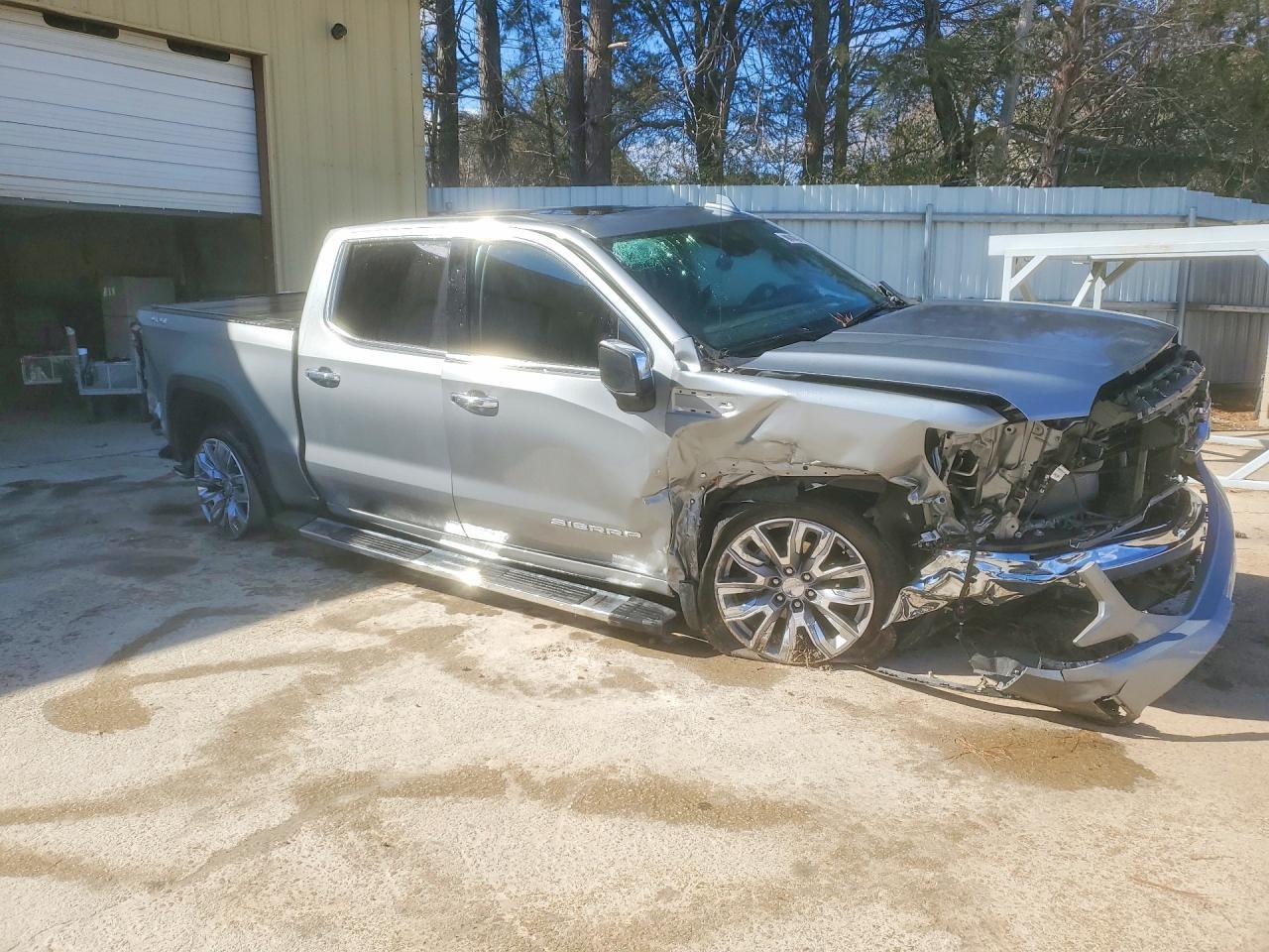 2024 GMC Sierra K1500 SLT
