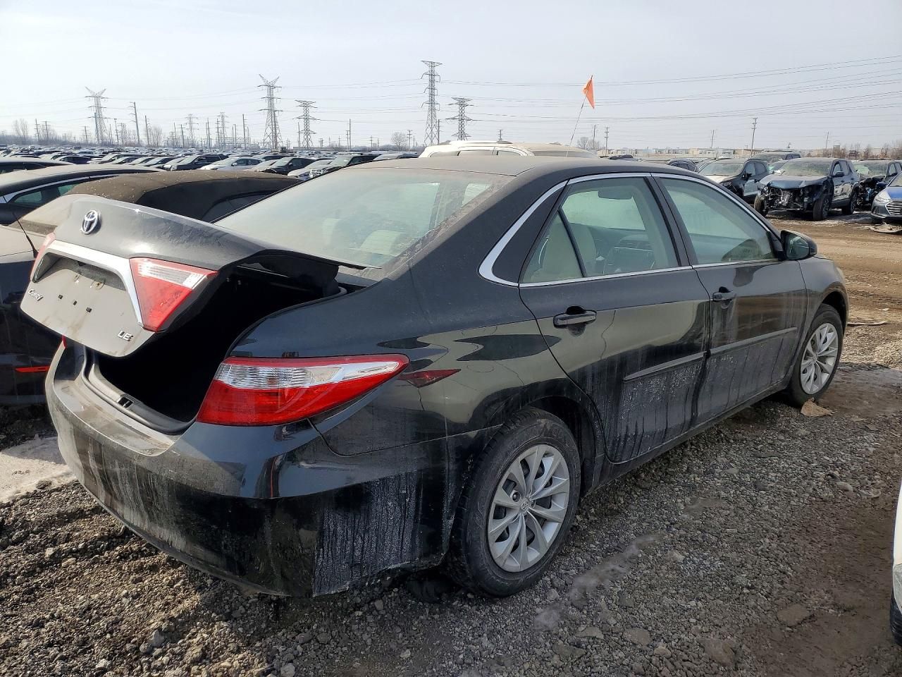 2016 Toyota Camry le