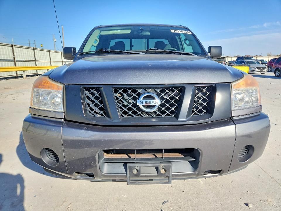 2014 Nissan Titan s