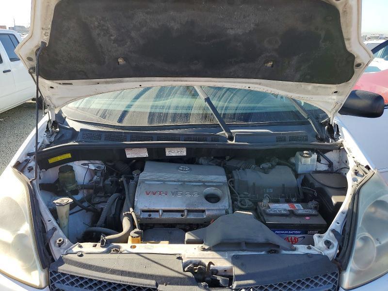 2005 Toyota Sienna ce