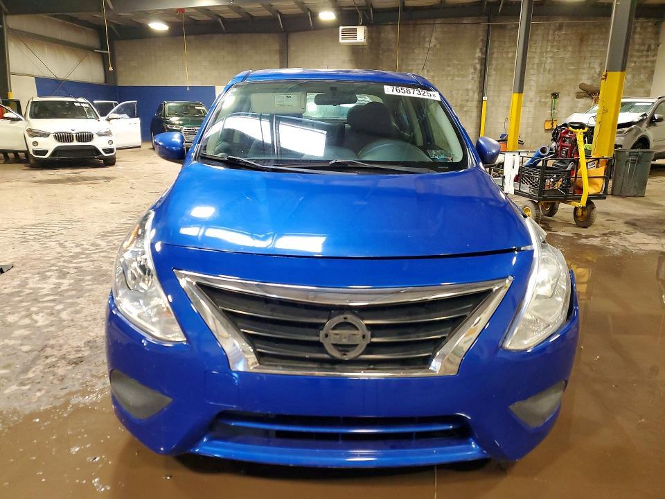 2015 Nissan Versa 1.6 sv