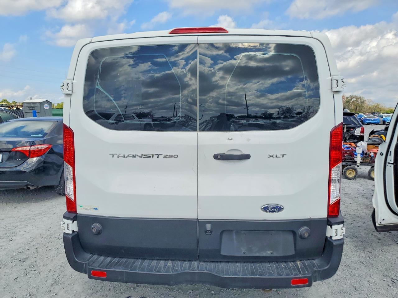 2019 Ford Transit T-350