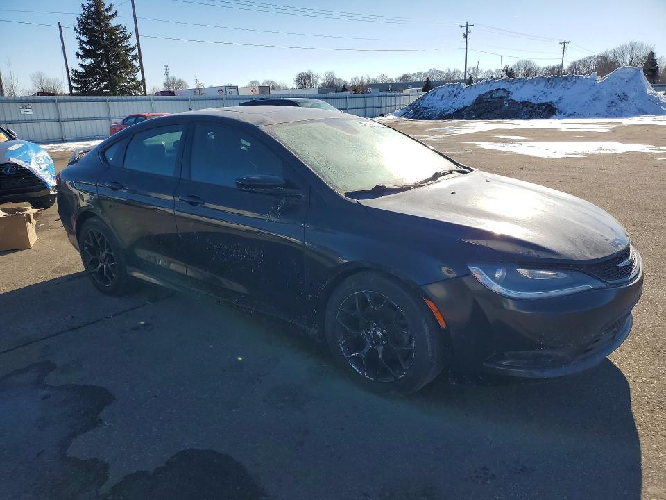 2015 Chrysler 200 s