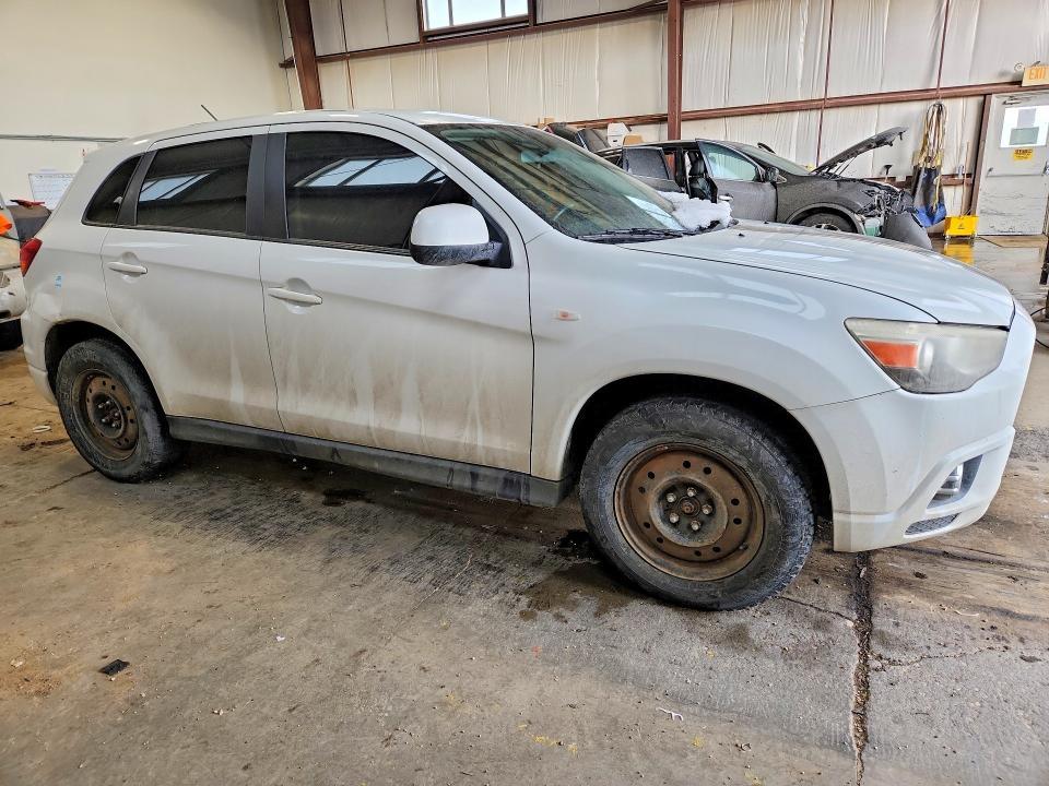2011 Mitsubishi Rvr se