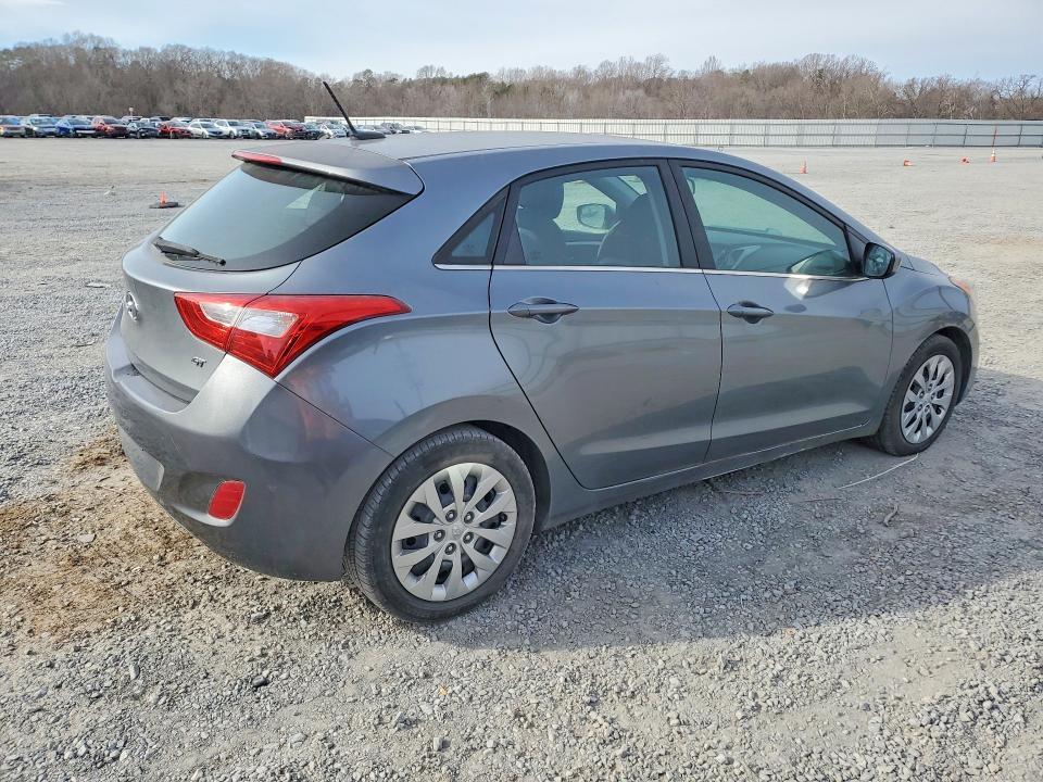 2016 Hyundai Elantra gt Base