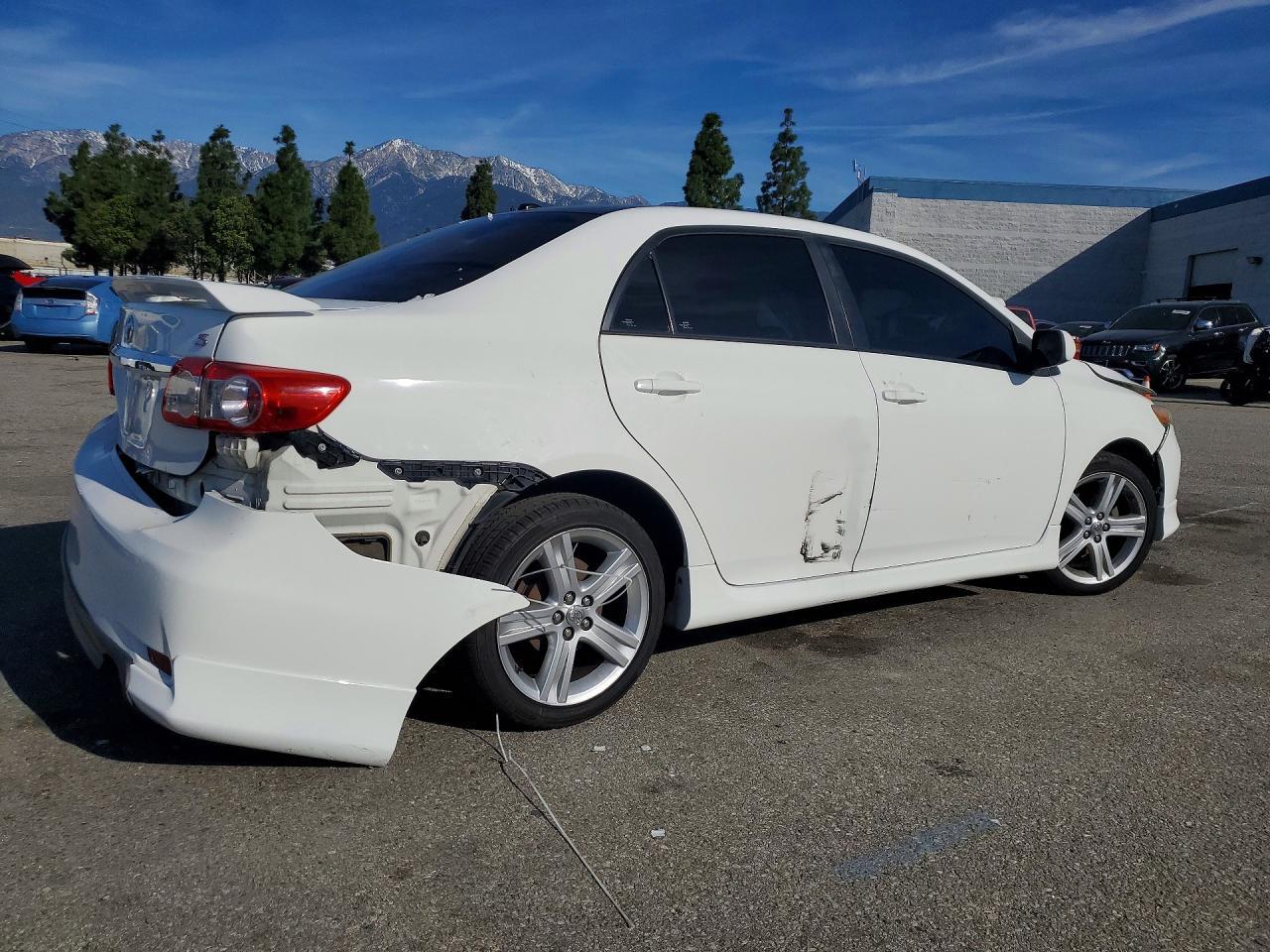 2013 Toyota Corolla s
