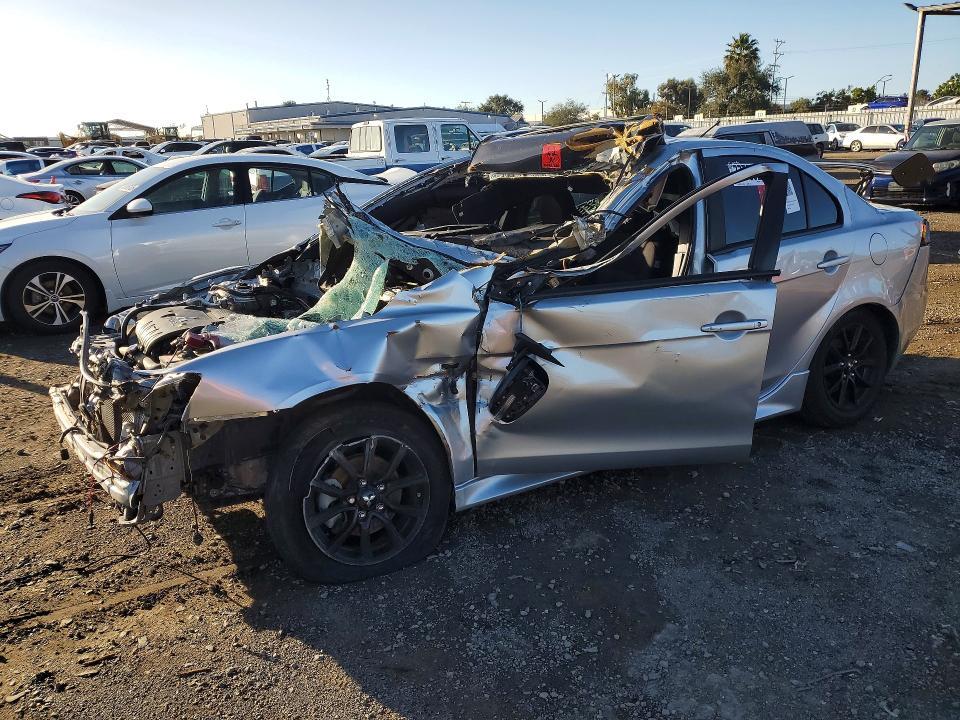 2017 Mitsubishi Lancer es