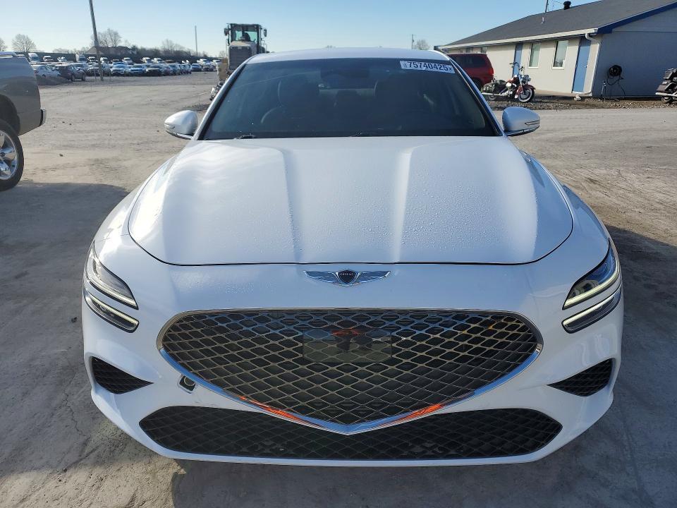 2022 Genesis G70 Base
