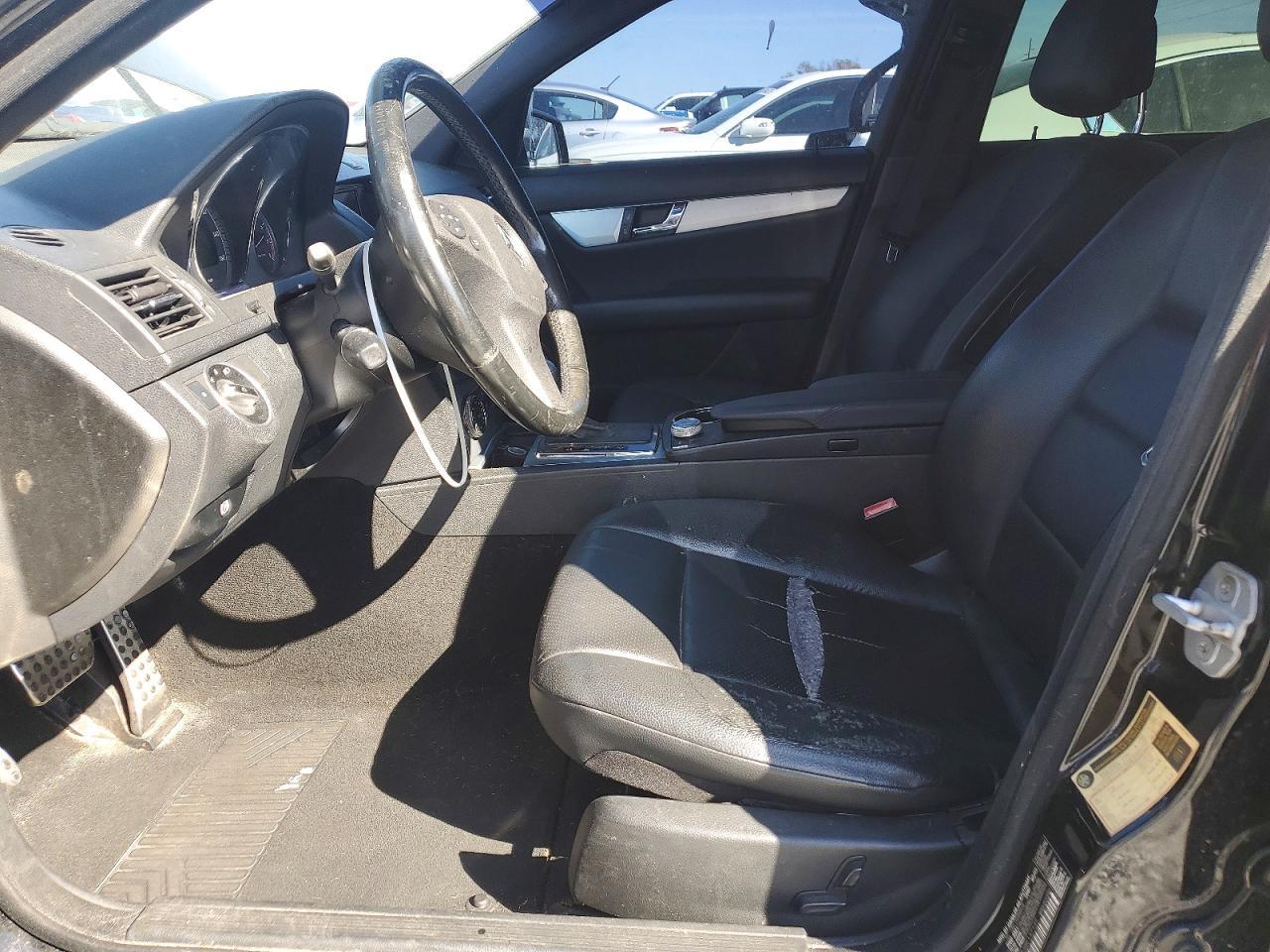 2011 Mercedes-Benz C300