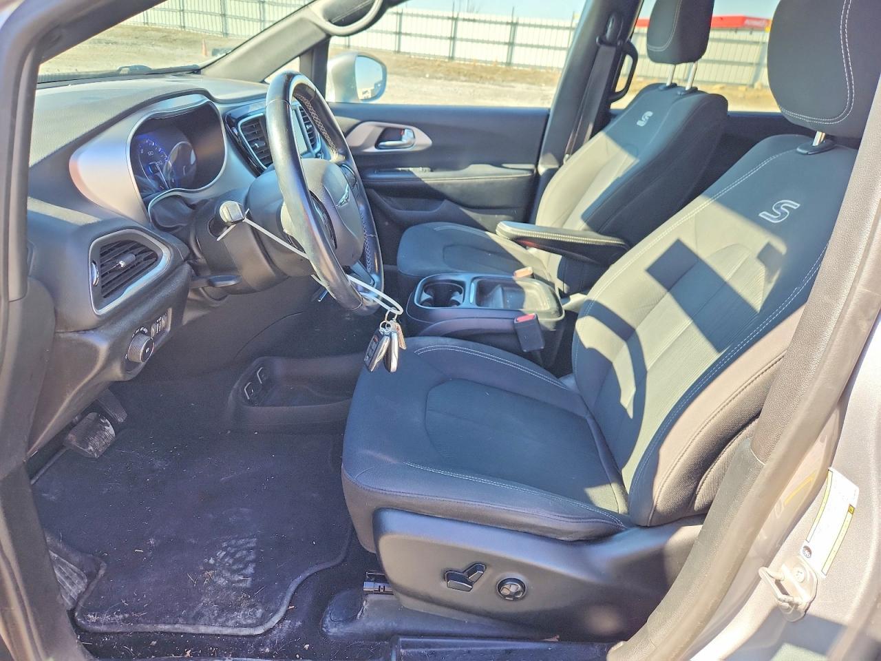 2018 Chrysler Pacifica Touring Plus