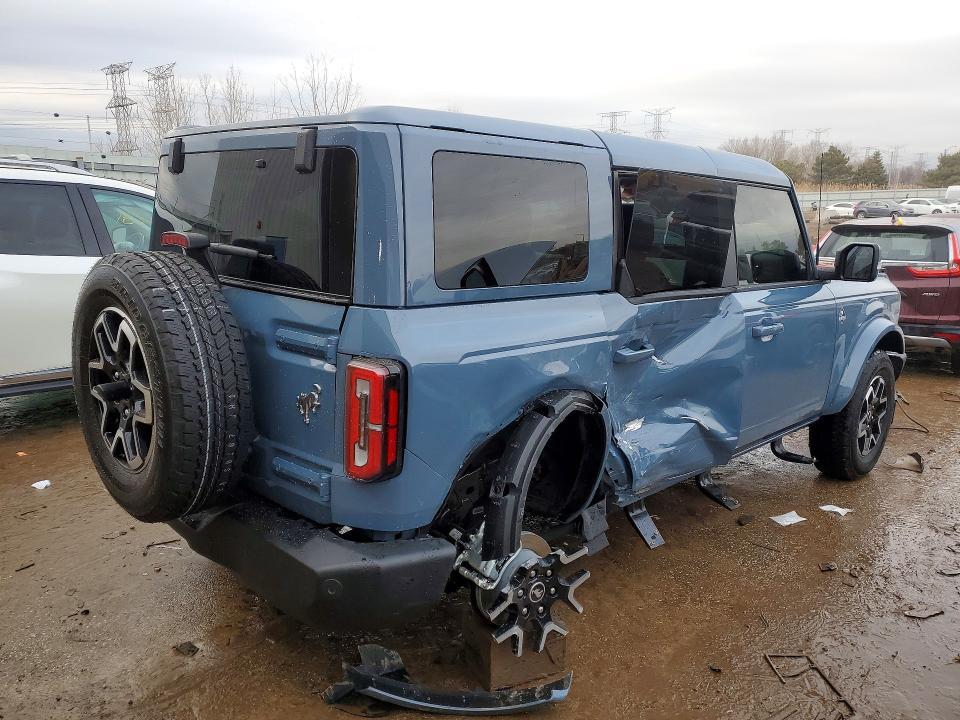 2025 Ford Bronco Outer Banks