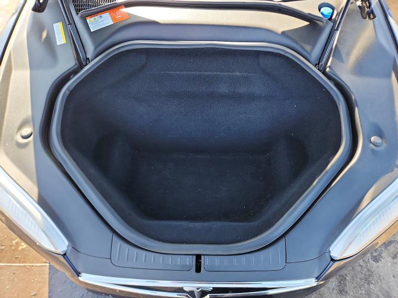 2015 Tesla Model s 85D