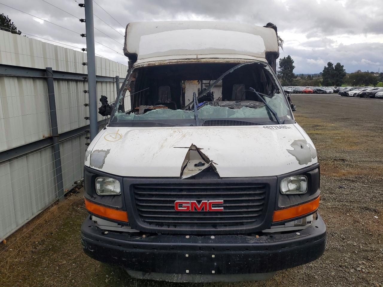 2009 GMC Savana Utility / Service Van